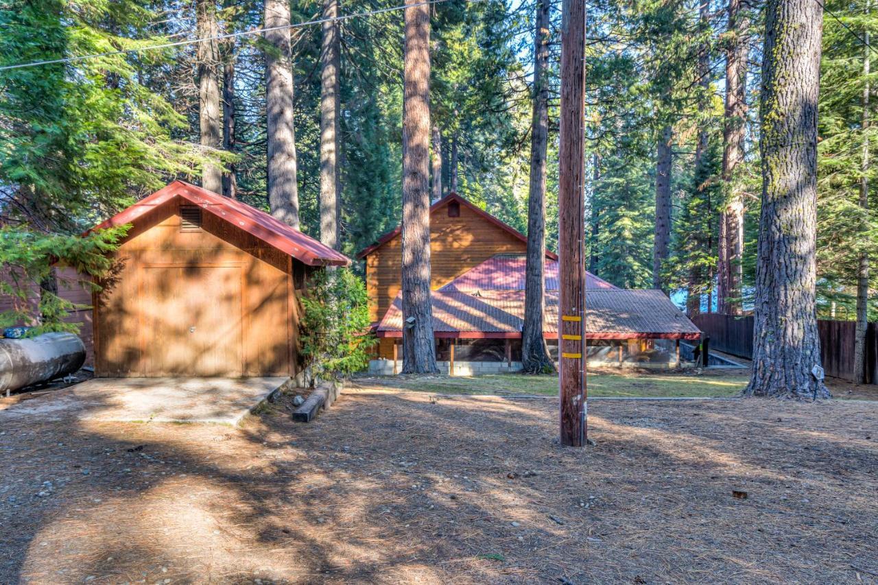 Rock Front Lodge Fish Camp Esterno foto
